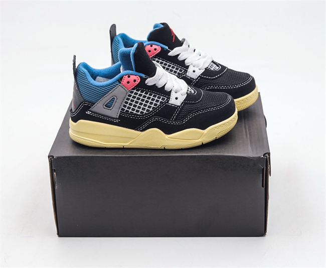 Youth Running weapon Super Quality Air Jordan 4 Black Shoes 040